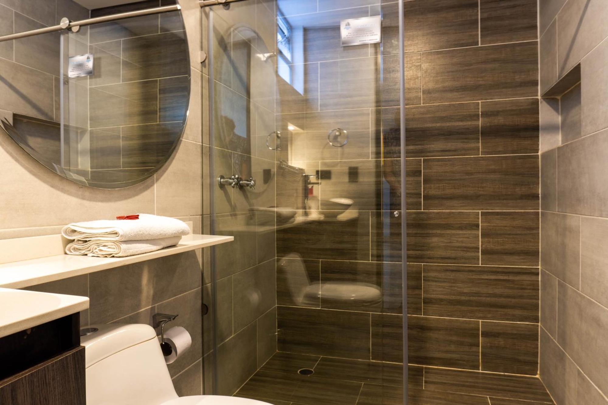 Hotel California City Medellín Extérieur photo