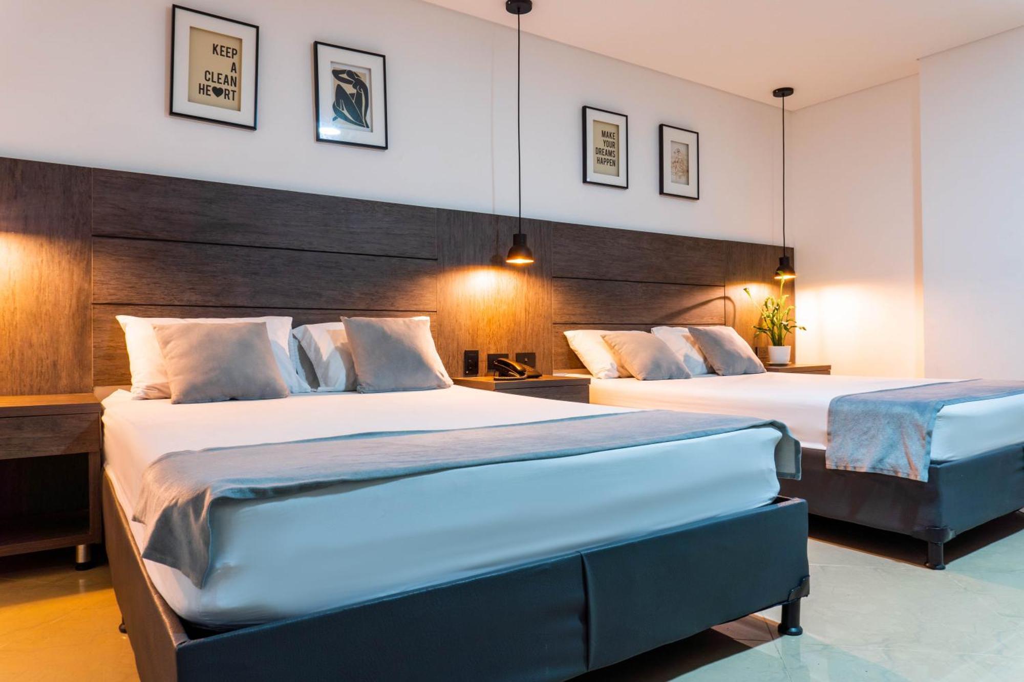Hotel California City Medellín Extérieur photo